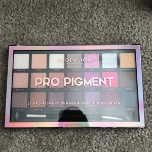 Profusion Pro Pigment Palette